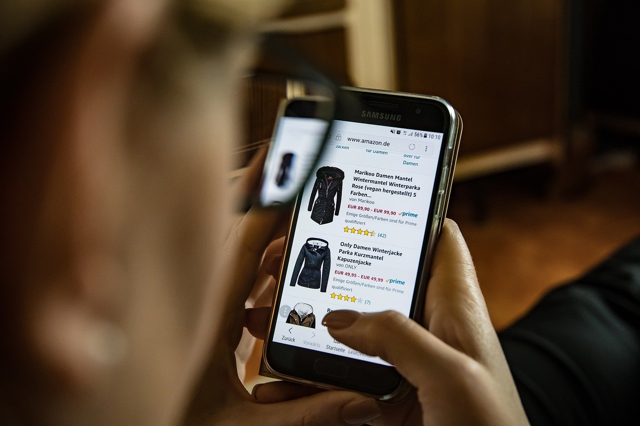 ¿Cómo saber si una tienda online es falsa y protegerte del fraude? ¿Cómo saber si una tienda online es falsa y protegerte del fraude?